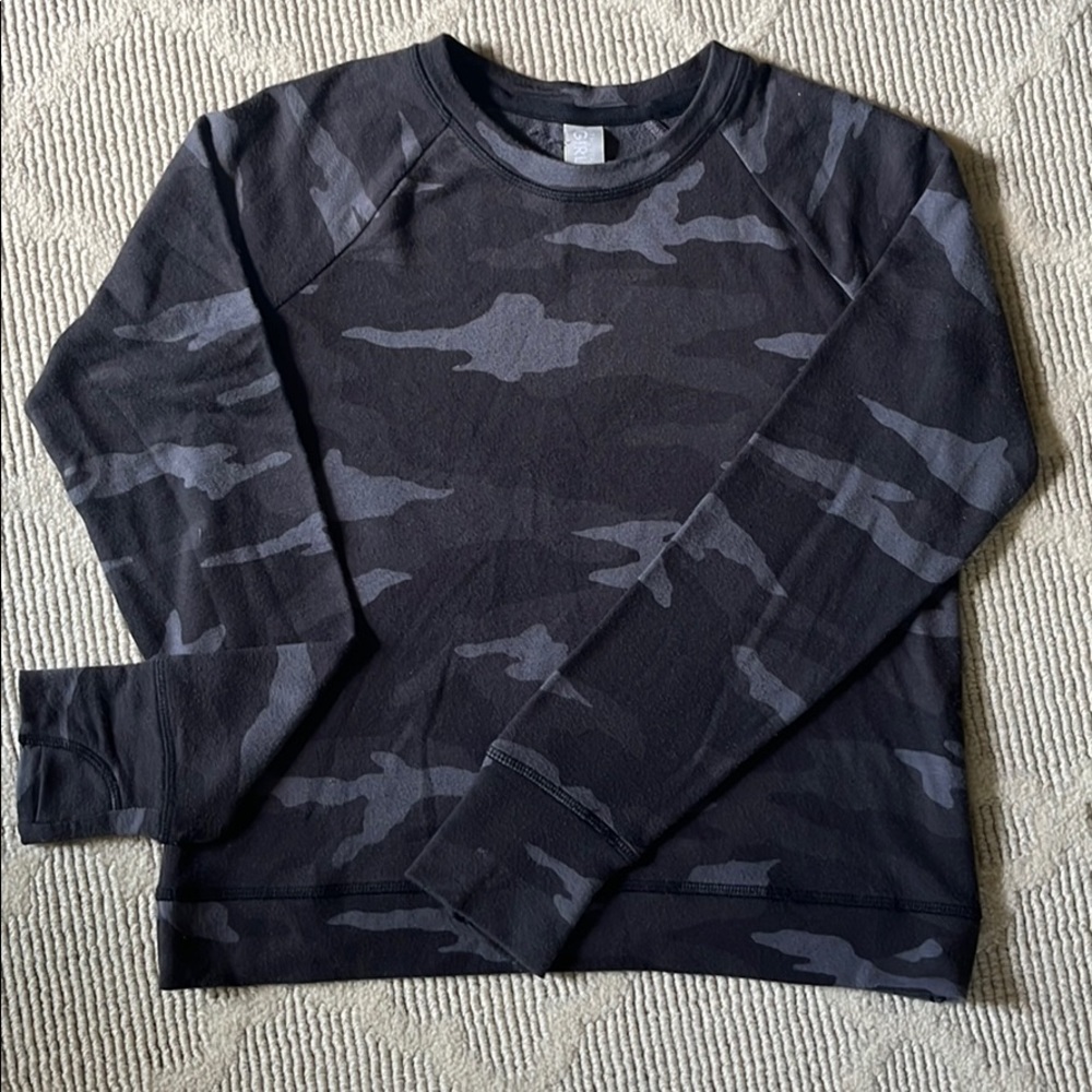 Athleta Girl camo print sweatshirt